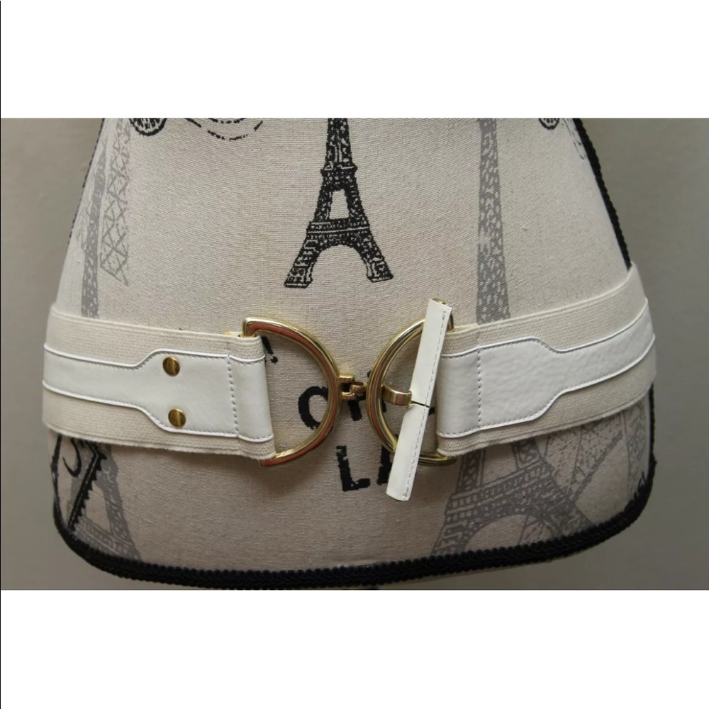 VTG Olsen Europe Women Belt White Leather Garter Stretch 8 32 Inches Gold Metal